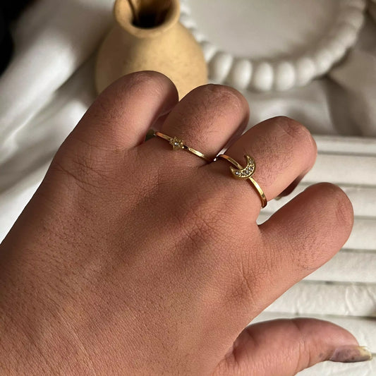 Moon Star - set of 2 rings
