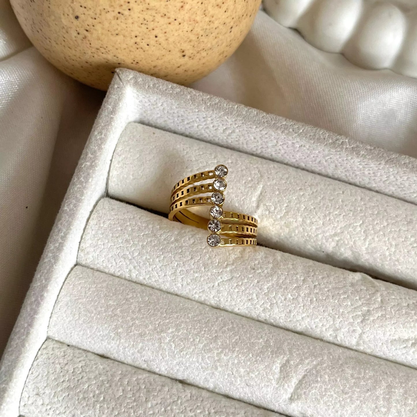 Siya Ring