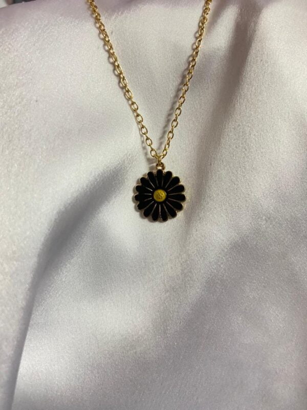 Daisy Chains Black