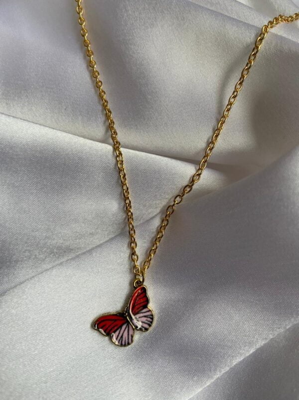 Small Digital Butterfly Chains Red