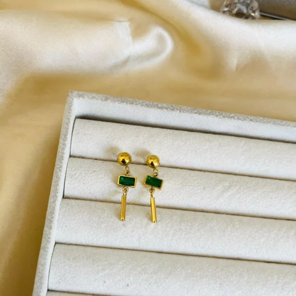 Emerald Sich Earrings