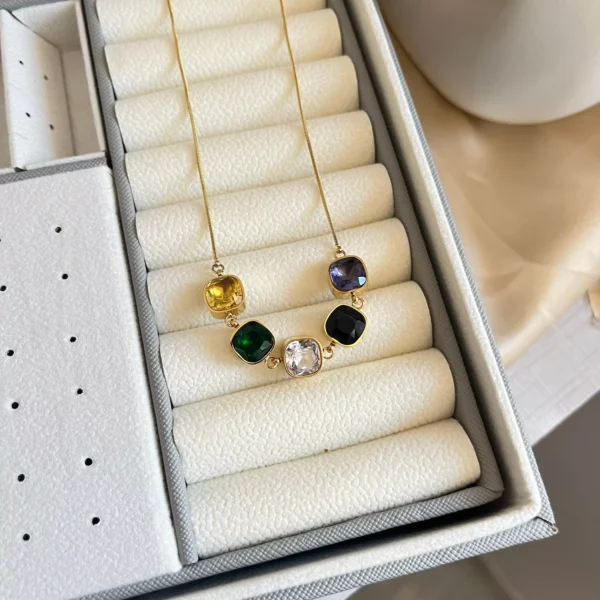 Multi Boxy Stones Necklace