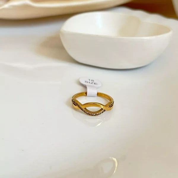 Lia Ring
