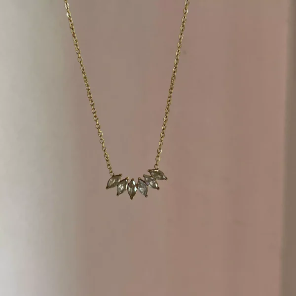 Winsha Necklace