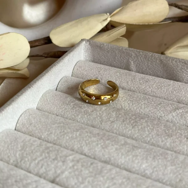 Stella Stars Ring (size 7-8)
