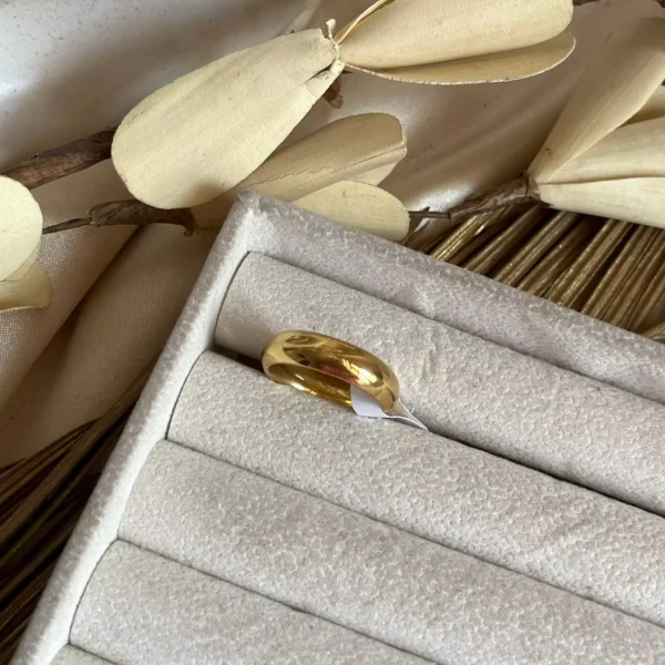 Bold Plain Gold Ring - Image 2