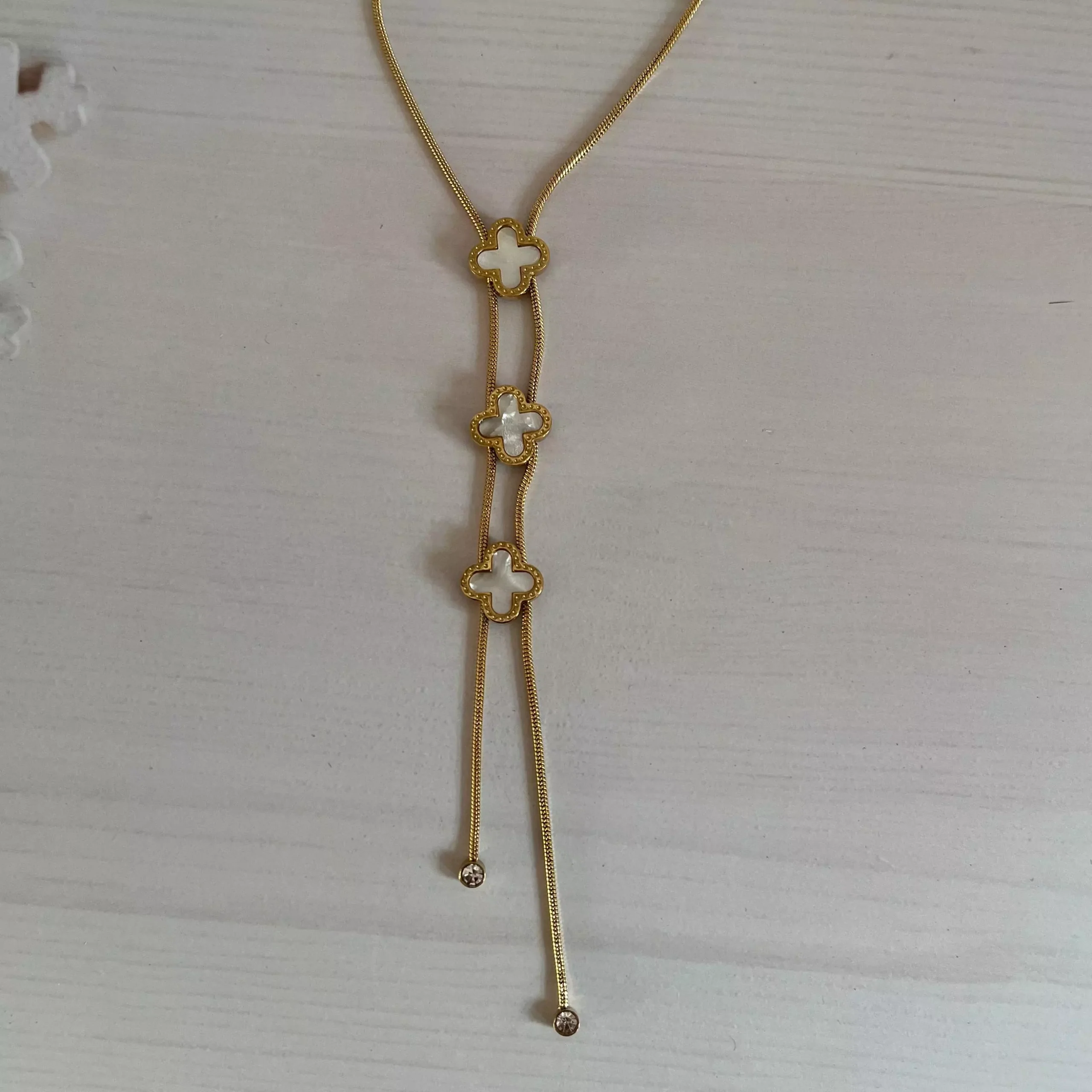 White Clovers Long Necklace