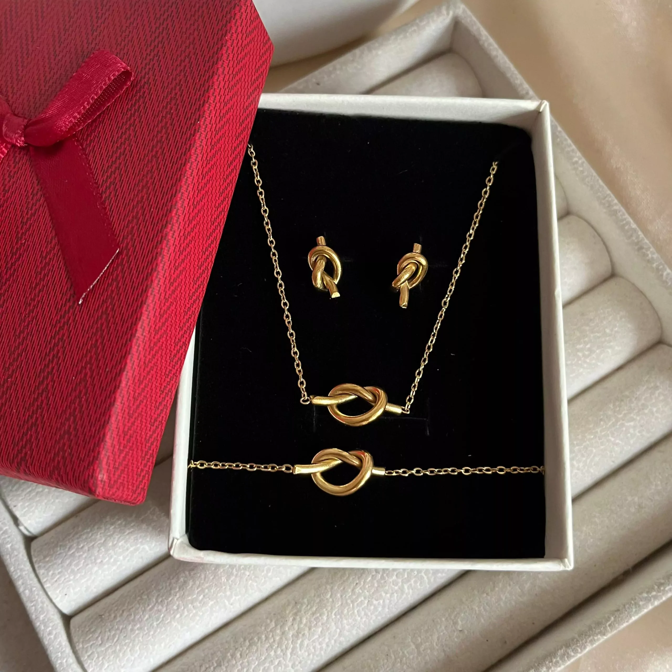 Love Knot Jewellery Set