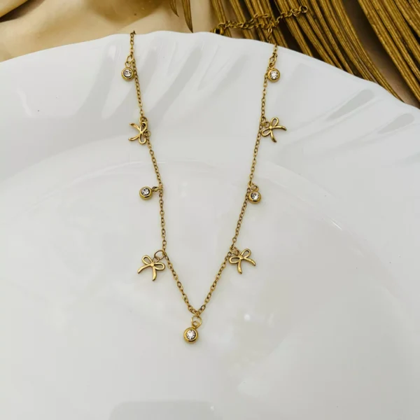 Yena Bows Necklace - Image 2